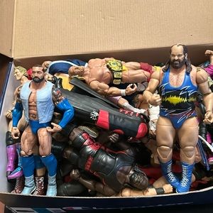 Box of WWE figures good condition all accessories included